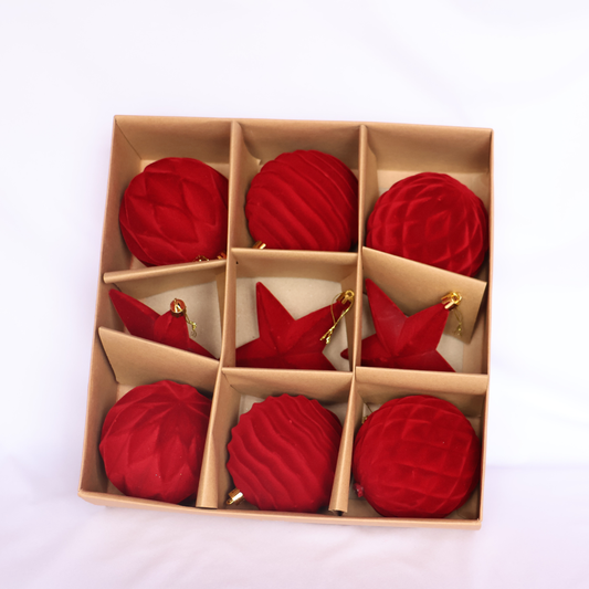 Caja de Esferas y Estrellas en terciopelo - Rojo Vino