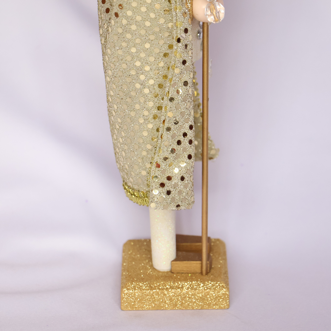 Cascanueces 36cm Crema Dorado