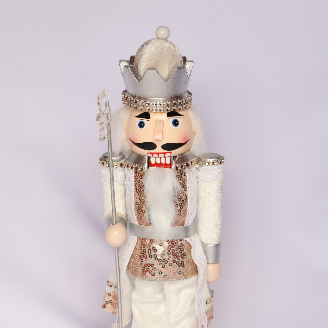 Cascanueces 36cm Plata Blanco