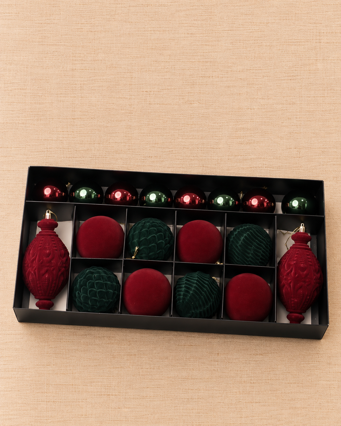 Set de Esferas Velvet Luxe — Navidad Clásica