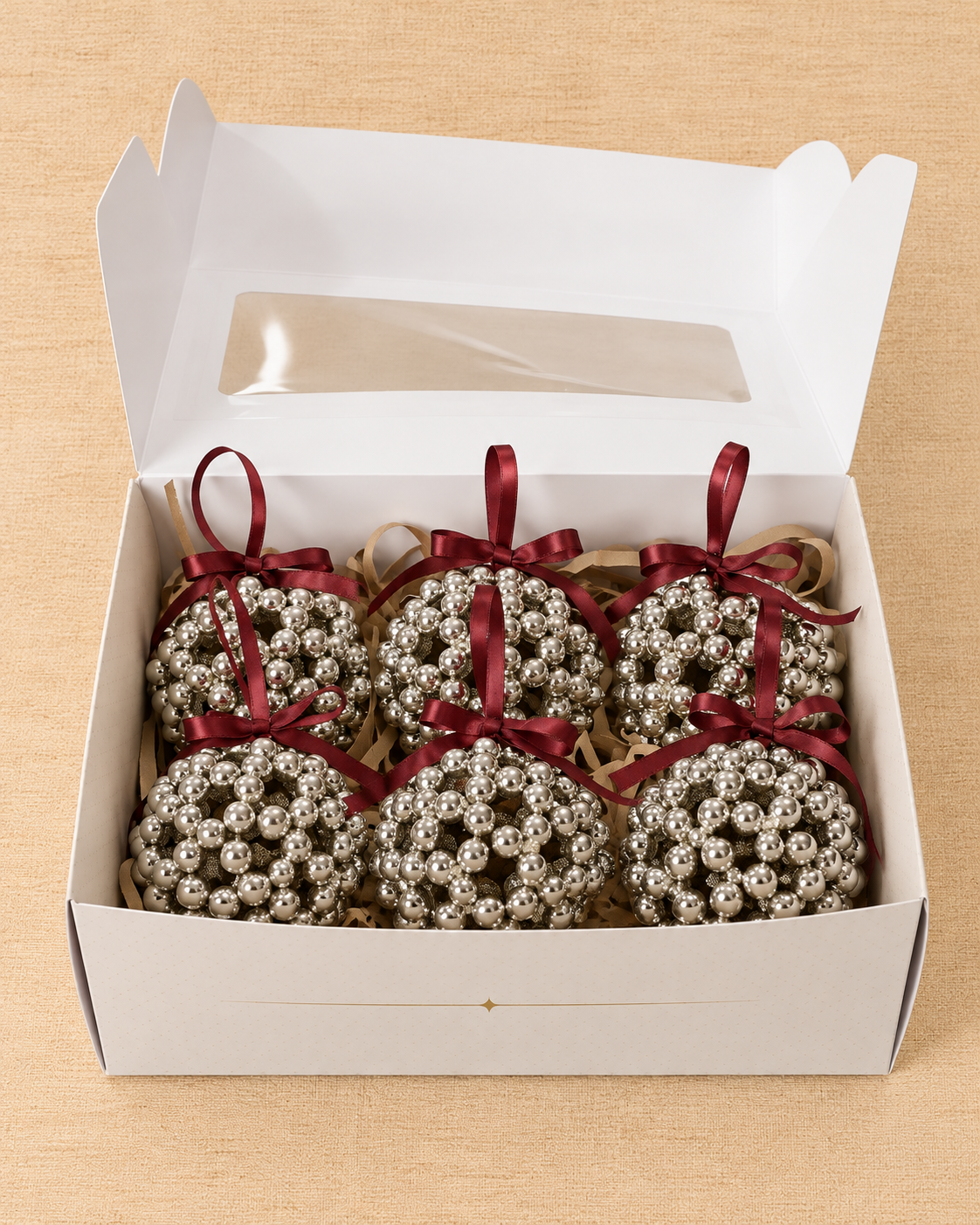 Set de Esferas Perla — Plateada 8cm