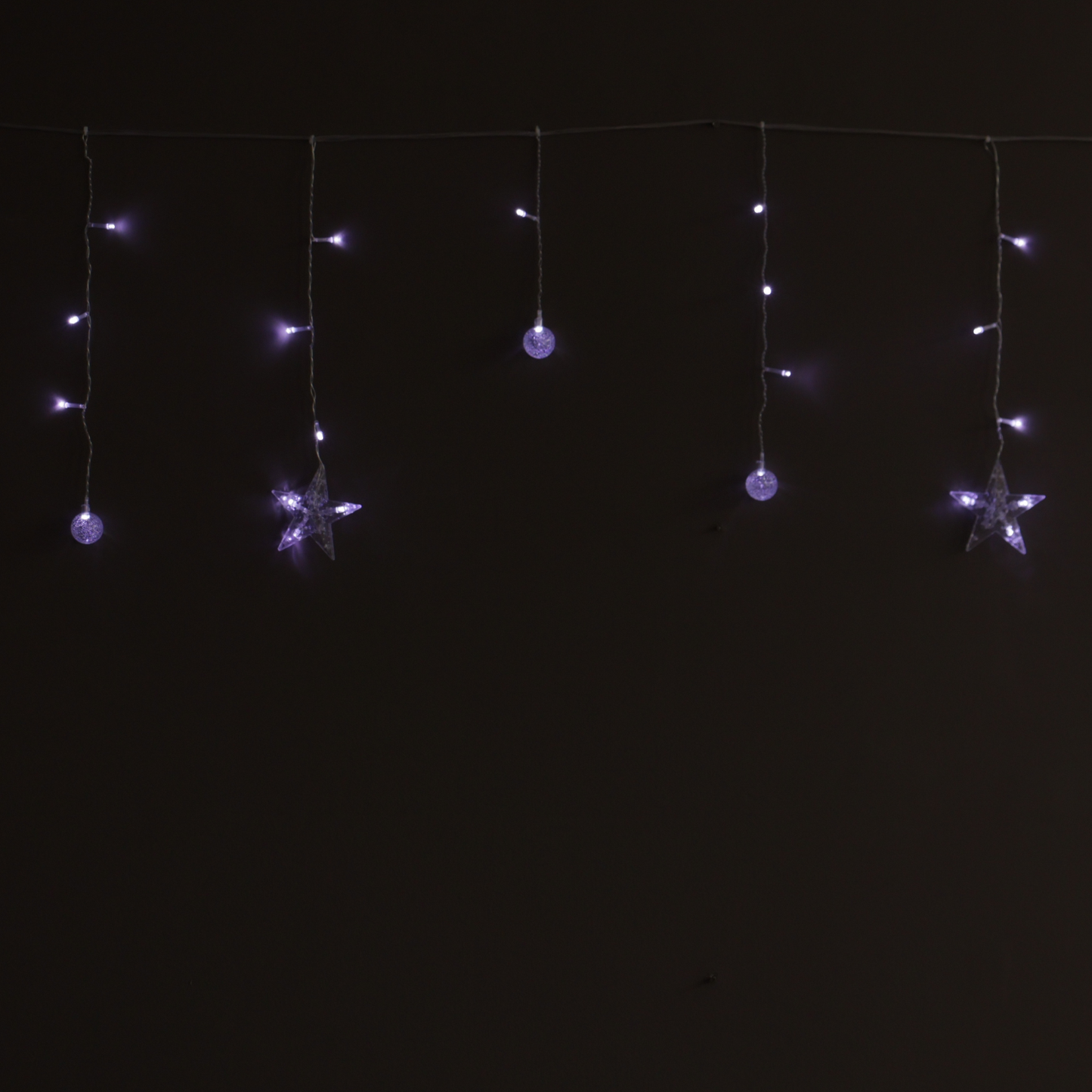 Cascada LED Perla y Estrellas – 60 Luces