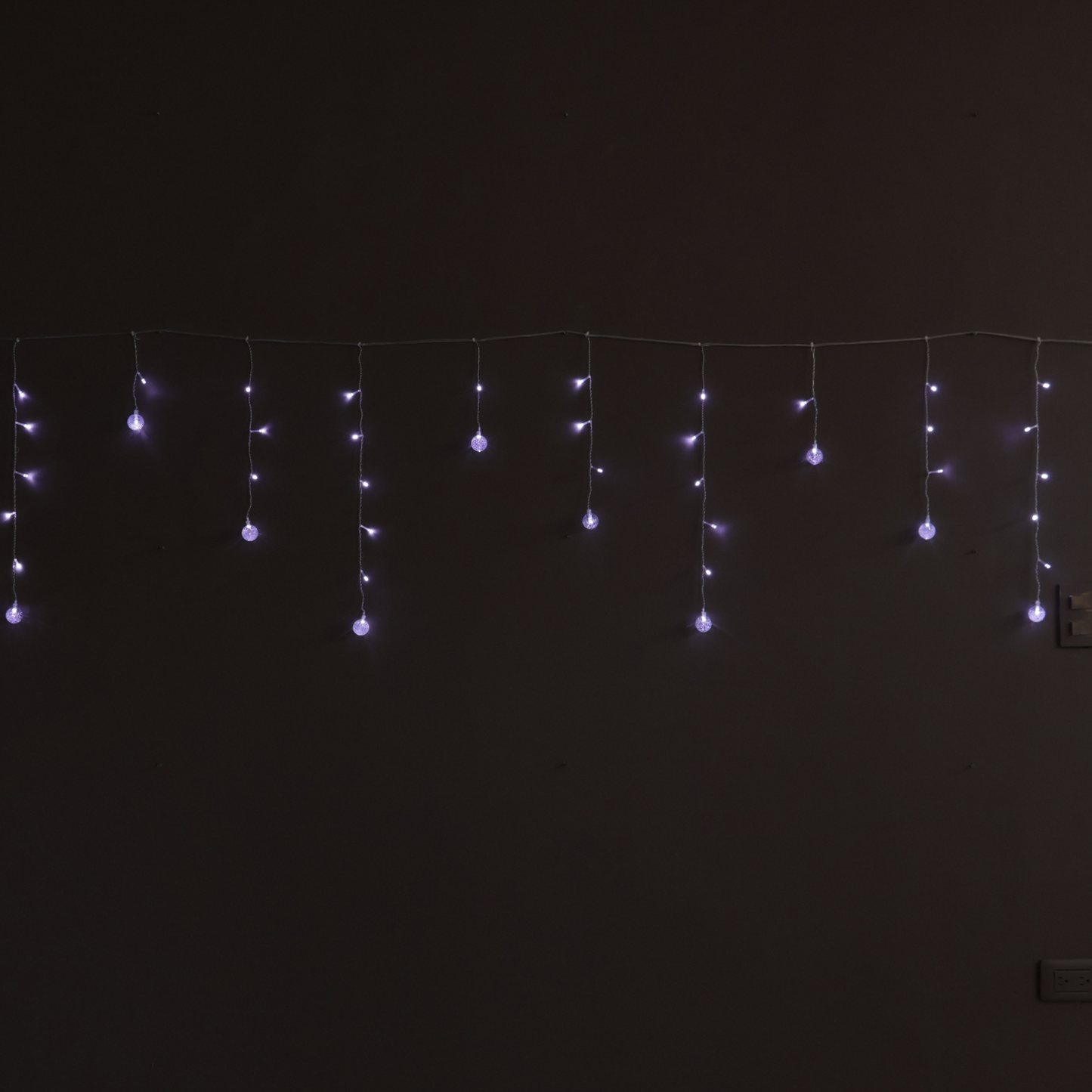 Cascada LED Gotas – 60 Luces
